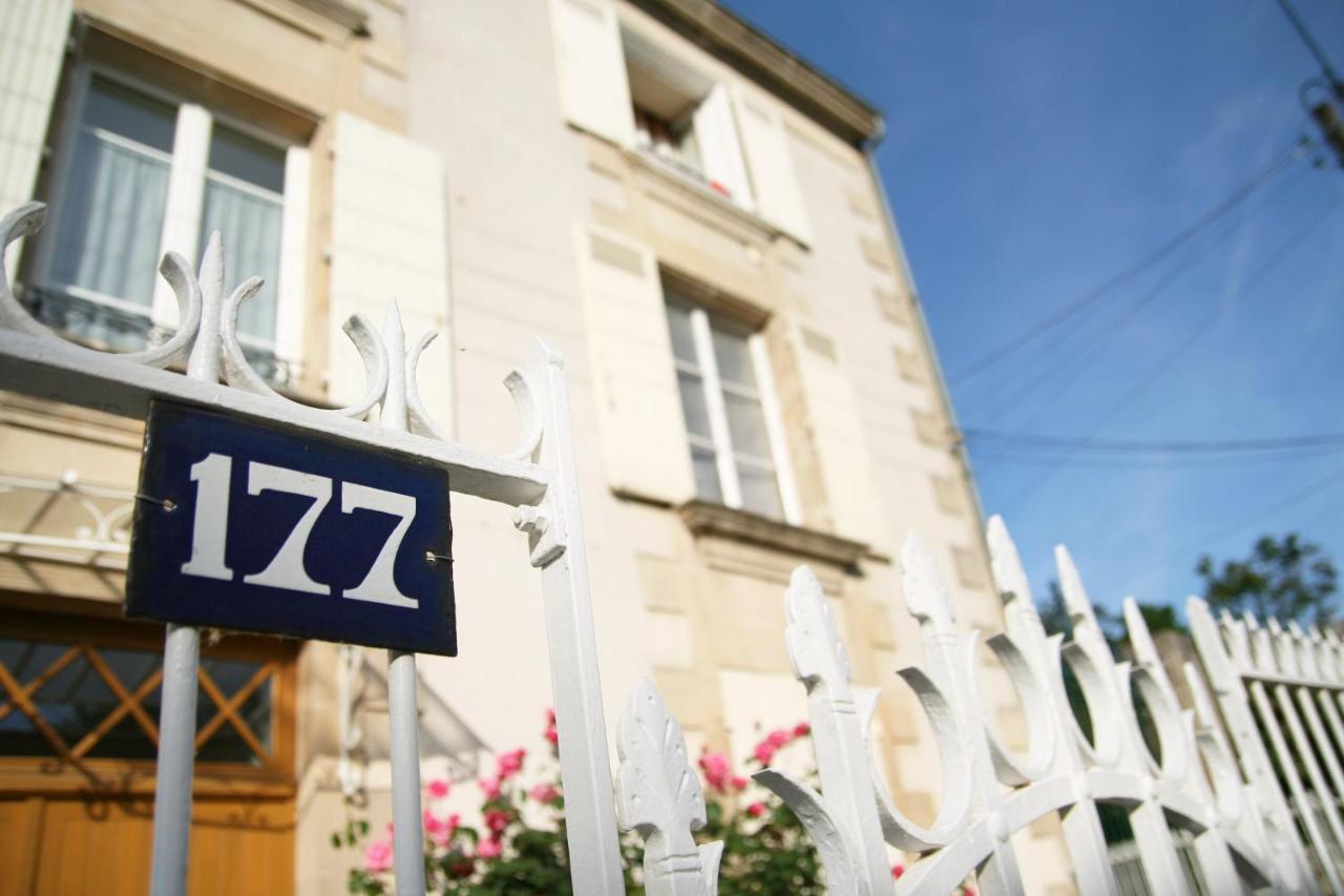 Clos Des Moulins Poitiers Eksteriør billede